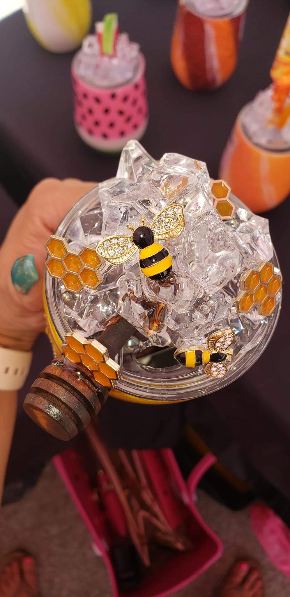 LET IT BEE